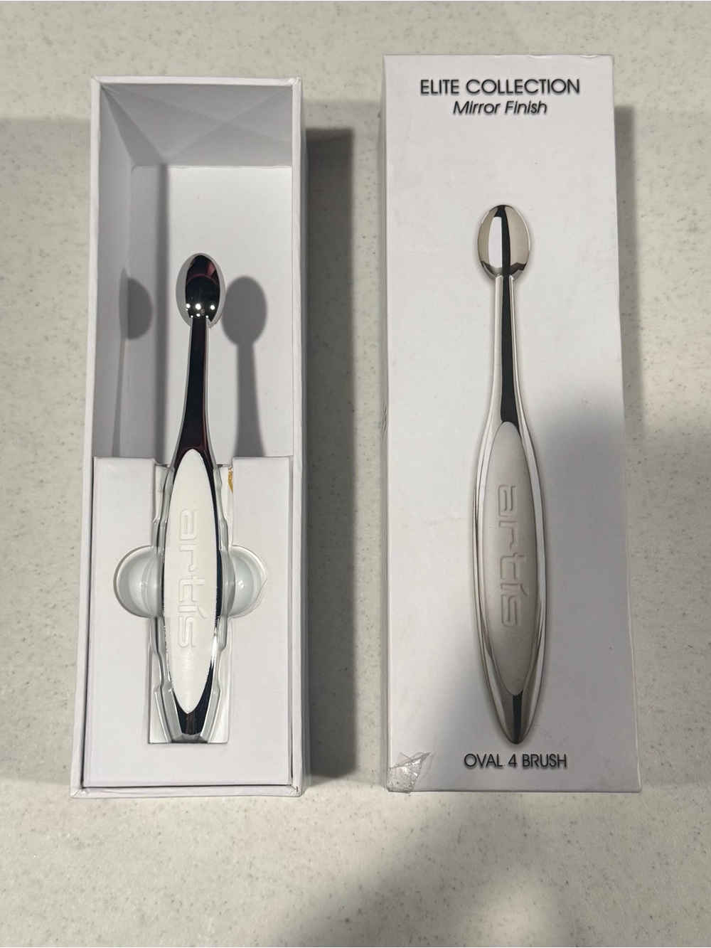 Artis Elite Collection Oval 4 Brush, Contour & Concealer